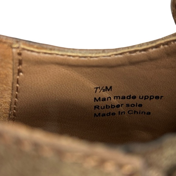 New 2 Lips Too Women Ankle Bootie Light Brown Burnished Toes Slip On & Zip 7.5 - Picture 12 of 14